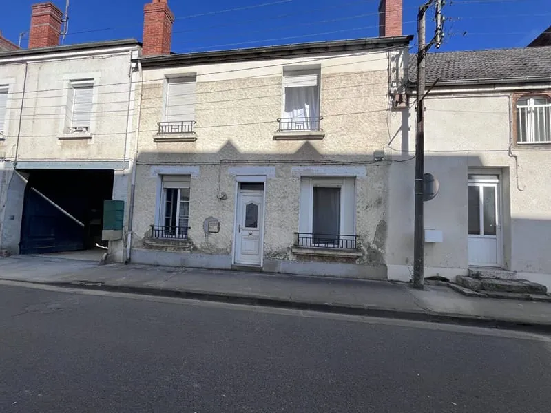 Photo 1