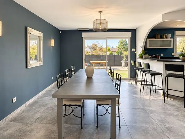 Maison 8 pièces 170 m²