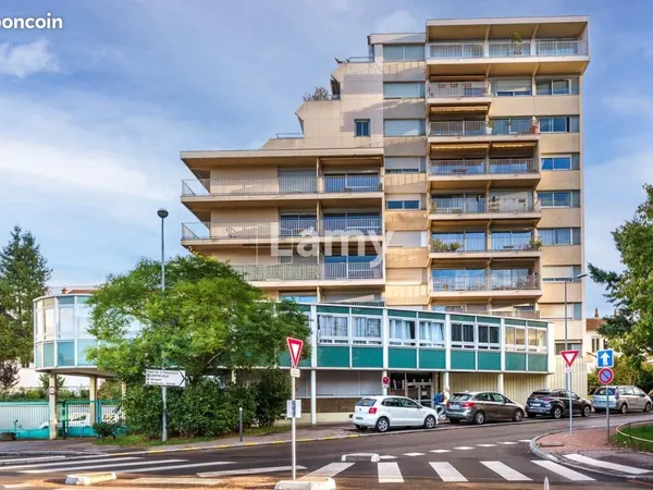 Appartement 4 pièces 82 m²