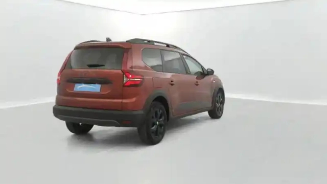 Dacia Jogger tce 110 7 places — photo 3
