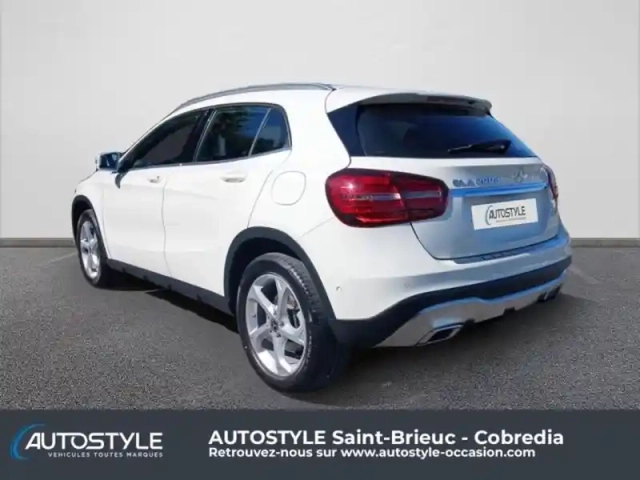 Mercedes Gla 200 d sensation — photo 3