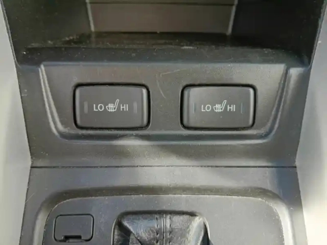 Suzuki Vitara 1.6 vvt pack auto — photo 28