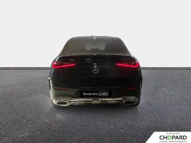 Mercedes Glc coupe 300 e 9g-tronic 4matic — photo 6