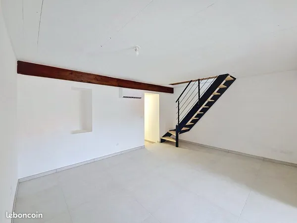 Maison Entièrement Rénovée 2026