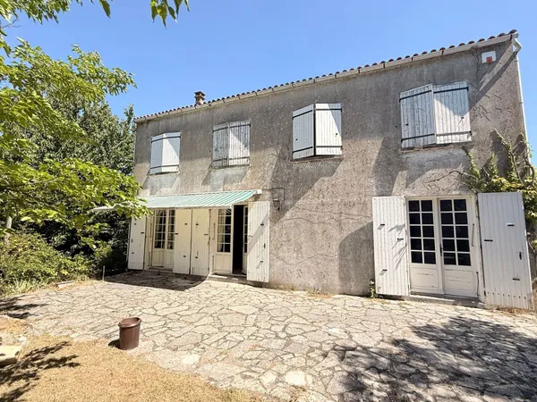 Maison 7 pièces 213 m²