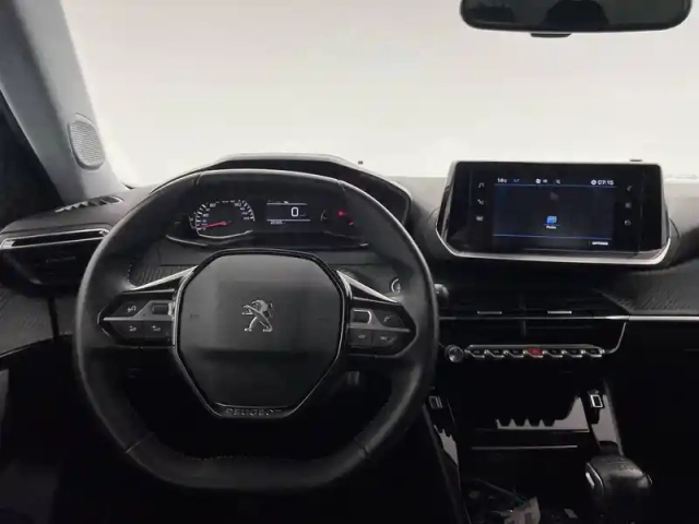 Peugeot 2008 puretech 130 s&amp;s bvm6 — photo 22