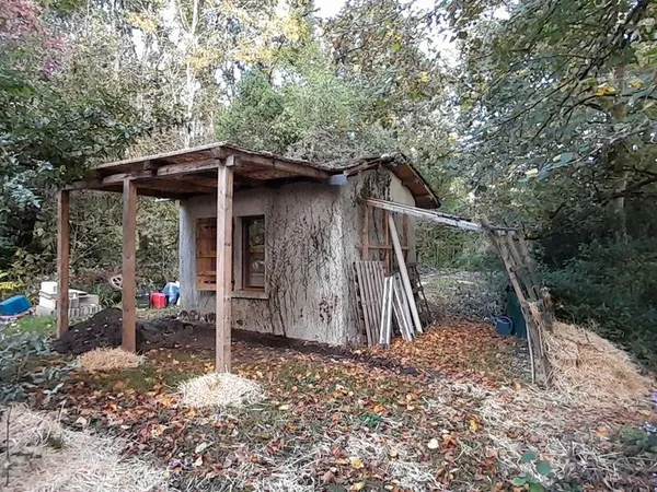 Terrain de loisir constructible 860m²