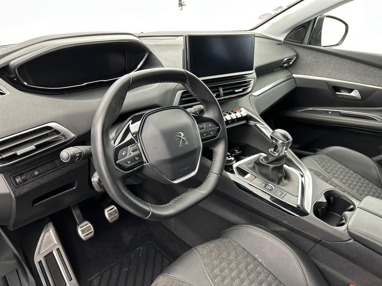 Peugeot 3008 puretech 130ch s&s bvm6 roadtrip — photo 9