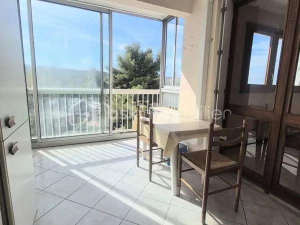LA VALETTE DU VAR - APPARTEMENT T3 DE 71 M² - TERRASSE COUVERTE - PARKING PRIVATIF