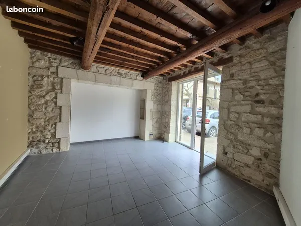 Local commercial 40 m² Eyragues