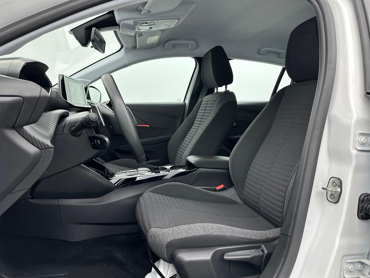 Peugeot 208 puretech 100 s&s eat8 active pack — photo 9