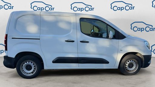 Opel Combo 1.5 CDTi 102 - Cargo Pack Clim – 2019 – 44689 km – Diesel – Boîte Manuelle — photo 15