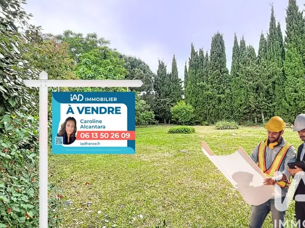 Terrain 840 m²