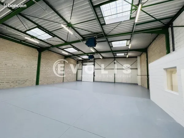 Local d'activité 509 m²