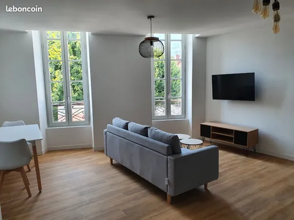 Superbe T2 43m2 hypercentre meublé et refait à neuf