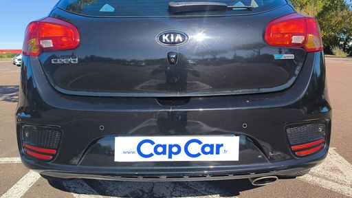 Kia Ceed 1.0 T-GDi 120 - Active – 2018 – 114371 km – Essence – Boîte Manuelle — photo 24