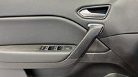 Renault Captur 1.6 E-Tech hybride 145ch Intens -21 — photo 39