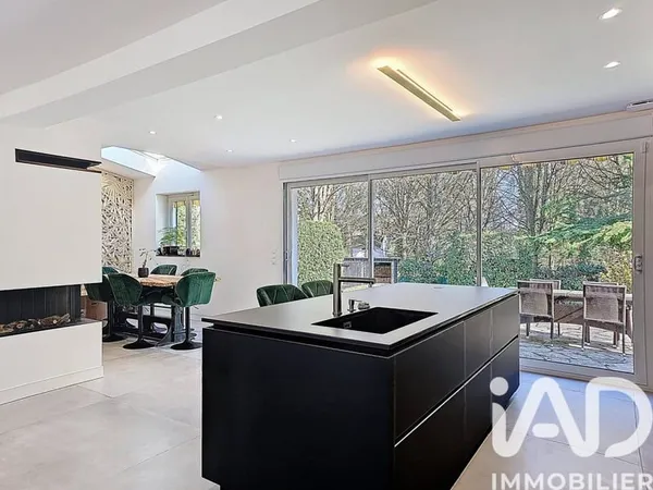 Maison 7 pièces 150 m²