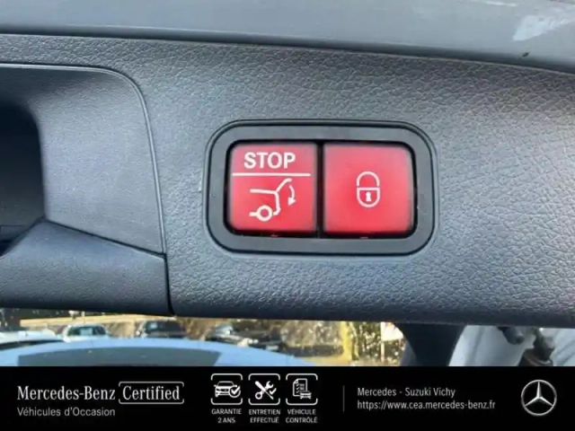Mercedes Gla 180 d 116ch amg line 8g-dct — photo 12