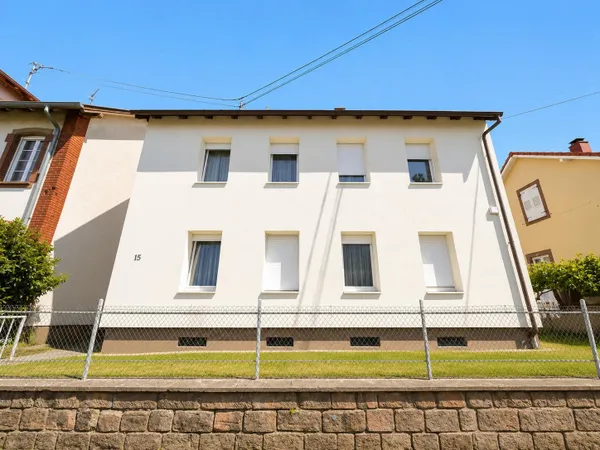 Immeuble 9 pièces avec 3 appartements - 169m2