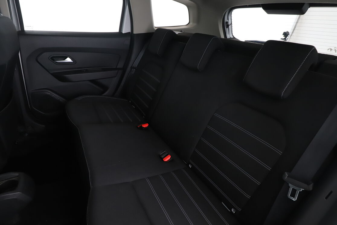 Dacia Duster 1.5 dCi Prestige 4x4 — photo 13