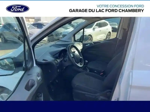 Ford Transit Courier 1.0 ecoboost 100ch trend — photo 13