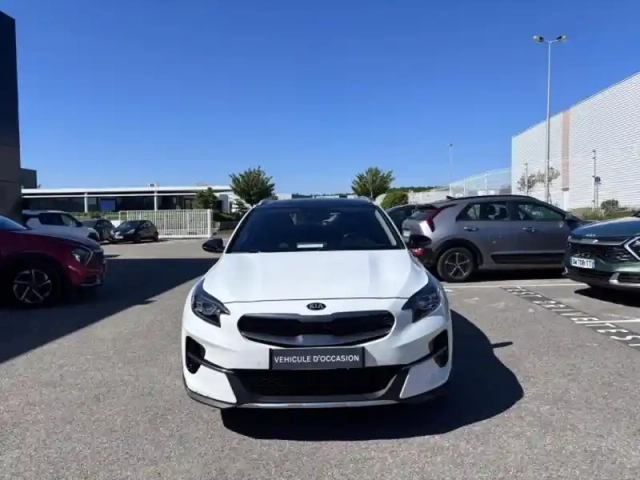 Kia Xceed 1.6 gdi 105ch + plug-in 60.5ch premium dct6 — photo 2