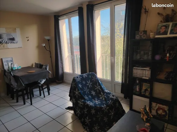 Appartement T5 fontaine ecu