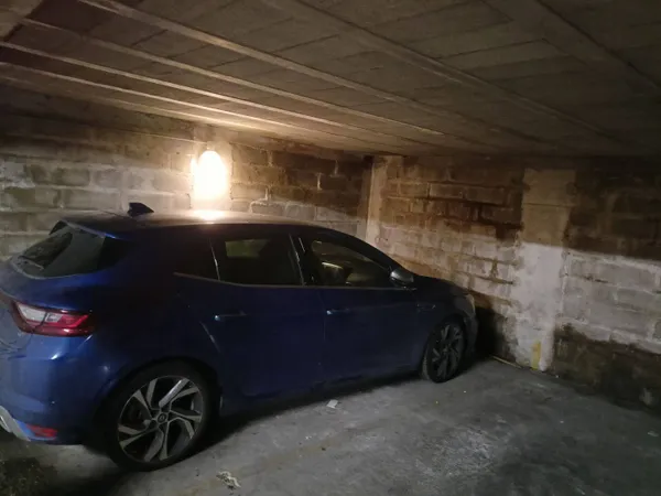 Parking 10 m²