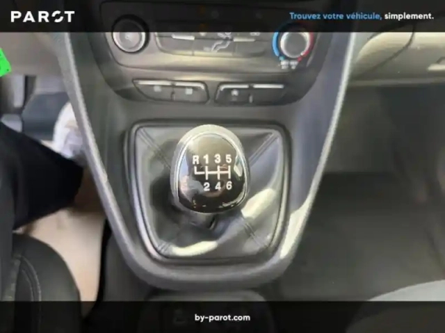 Ford Transit Connect fourgonnette l2 1.0e 100ch e85 trend — photo 8