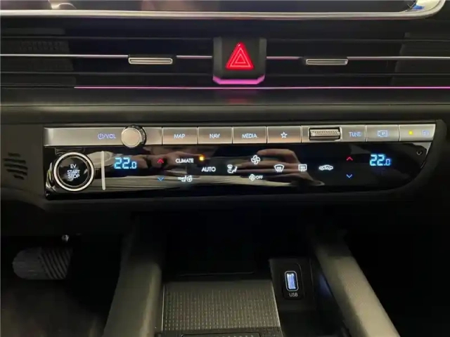 Hyundai Ioniq 6 77 kwh 229 ch — photo 9