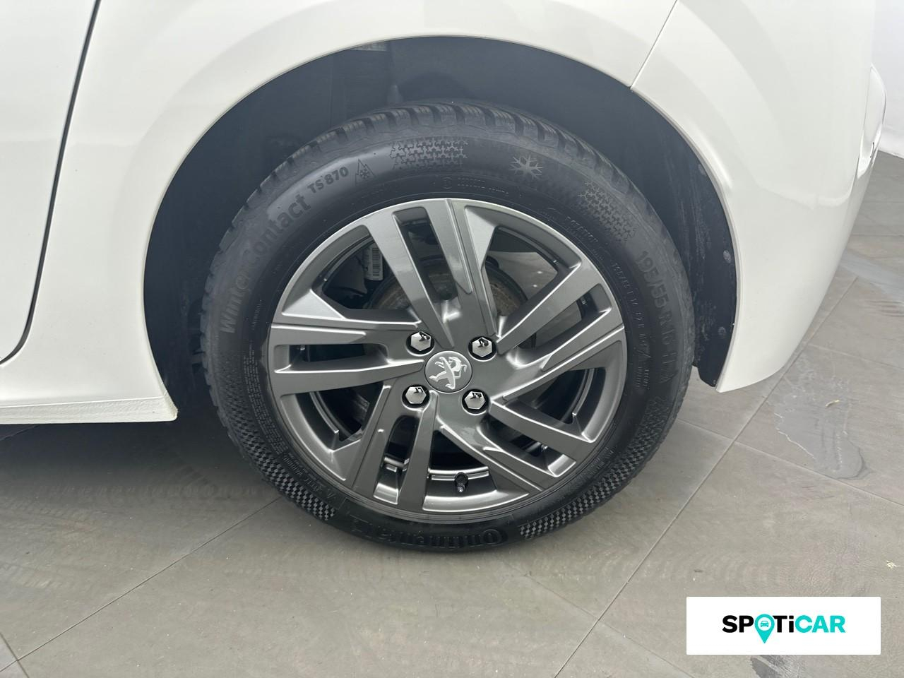 Peugeot 208 1.2 puretech 100ch s&s style 118g — photo 11
