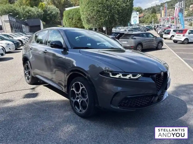 Alfa Romeo Tonale 1.3 hybride rechargeable phev 190ch at6 e-q4 — photo 3