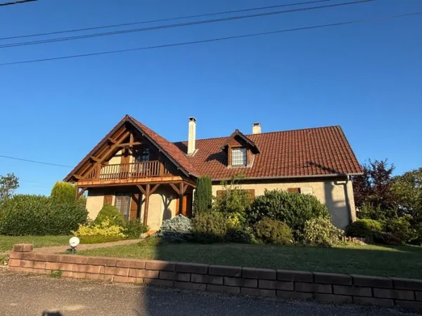 Maison 7 pièces 197 m²