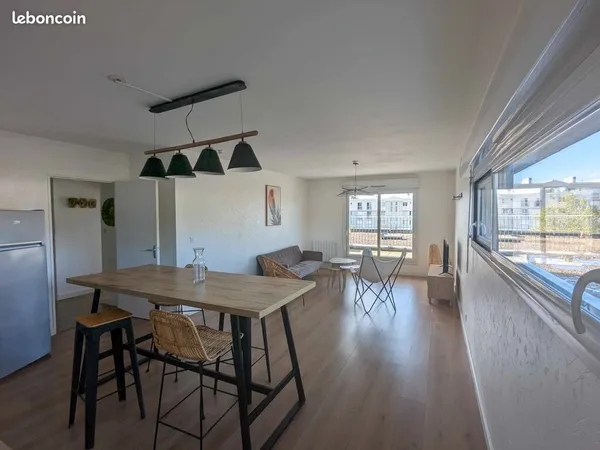 T3 meublé 67 m² - Terrasse - Parking - Tram - Dispo 19/11