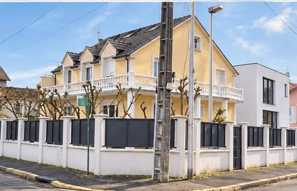 Immeuble 326 m²