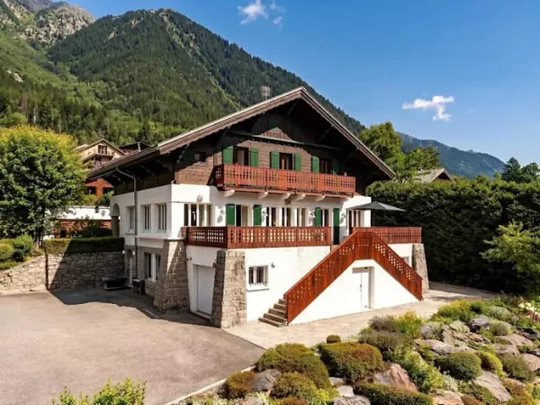 Chalet 7 pièces 307 m²