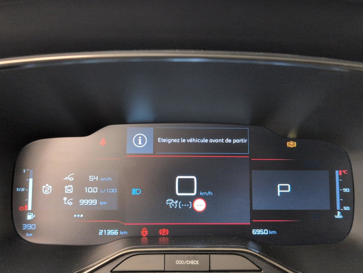 Citroën C5 Aircross — photo 21
