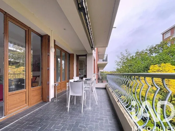 Appartement 3 pièces 111 m²