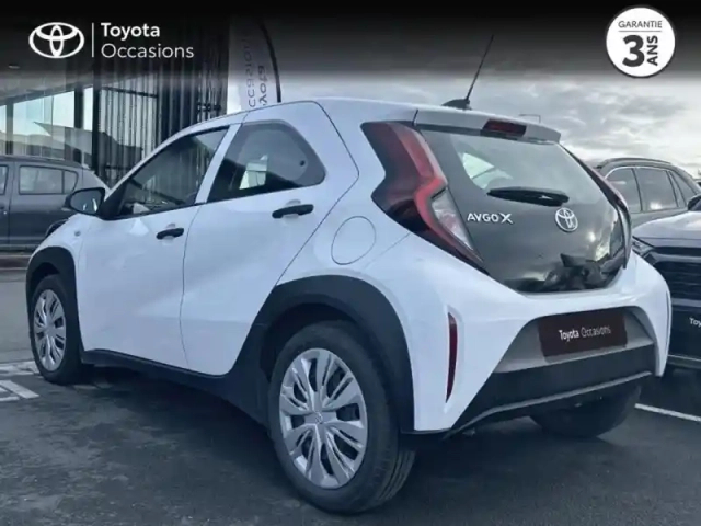 Toyota Aygo X 1.0 vvt-i 72ch active business — photo 2