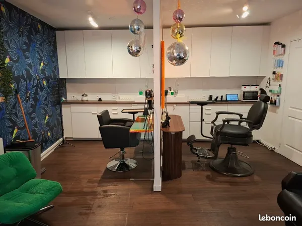 à vendre - fonds de commerce salon de coiffure / barber - montargis - 30 000