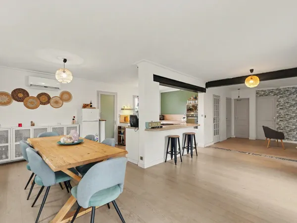 VENTE : maison de 6 pièces (135 m²) à MERVILLE