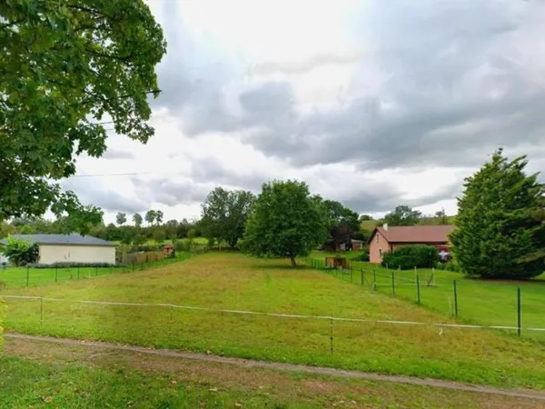 Terrain 1840 m²