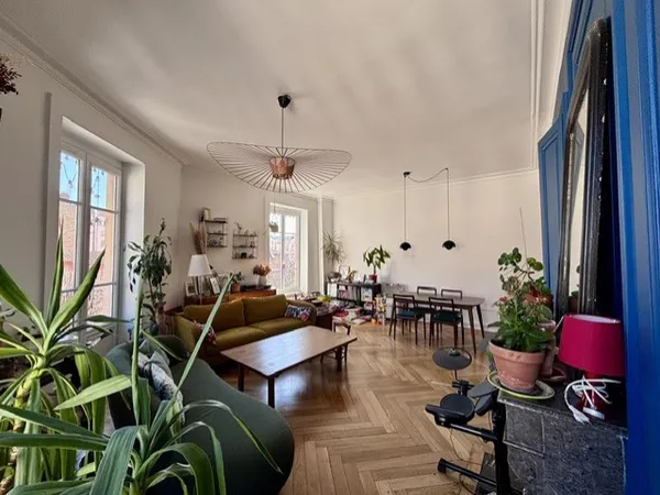 Location appartement T4 garibaldi