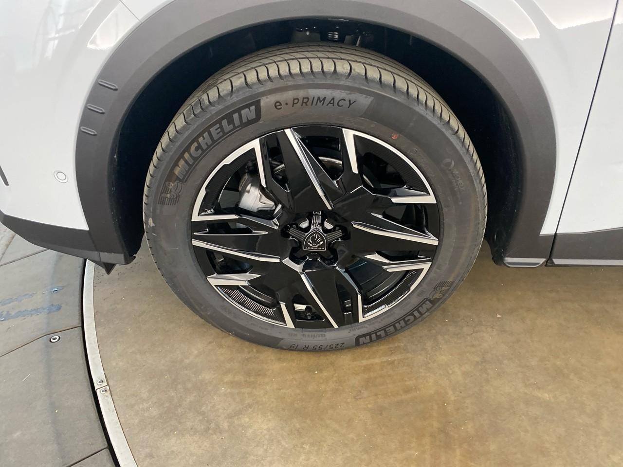 Peugeot 3008 hybrid 145 e-dcs6 allure — photo 11