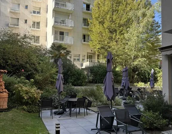 Appartement en résidence avec services 3 pièces 87 m²