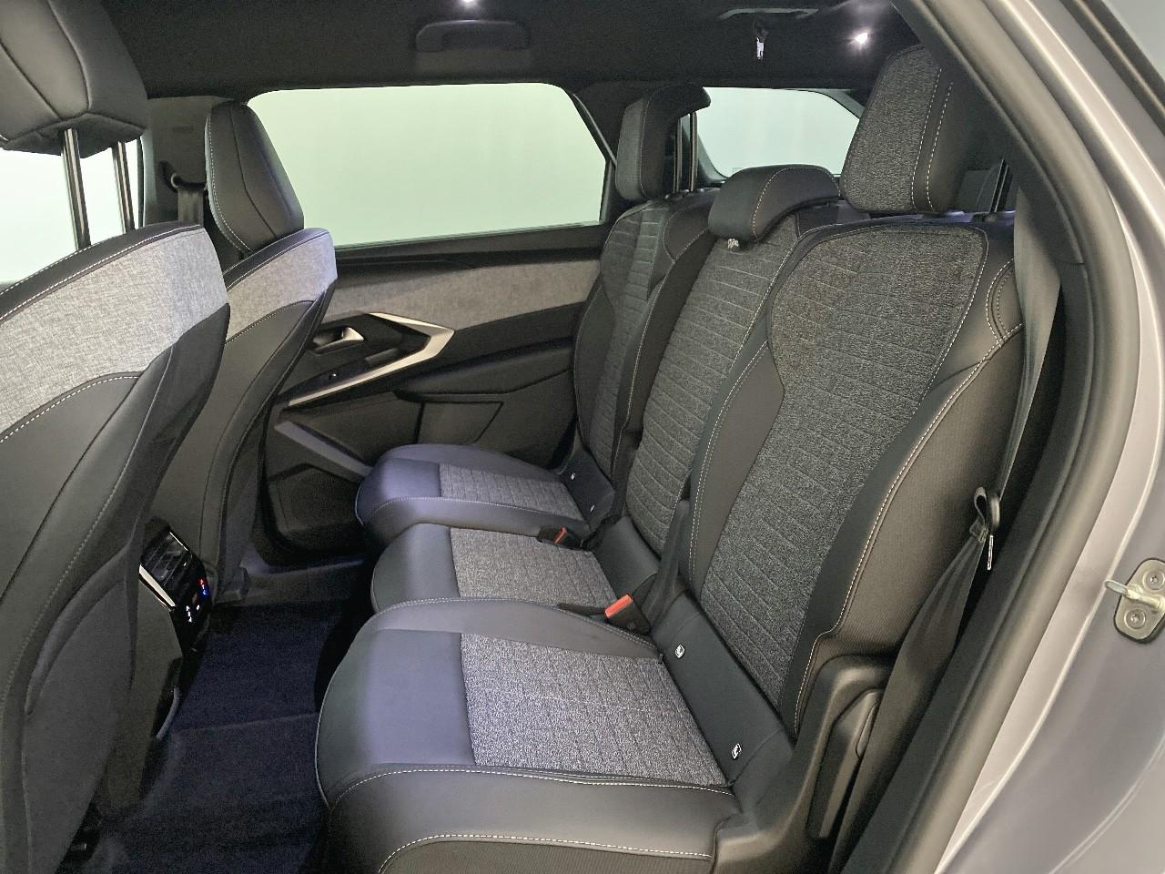Peugeot 5008 hybrid 145 ch e-dcs6 allure — photo 10