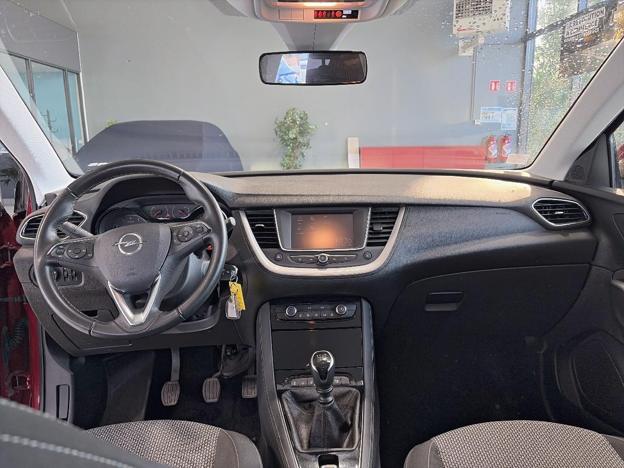 Opel Grandland x 1.2 turbo 130 ch edition — photo 8