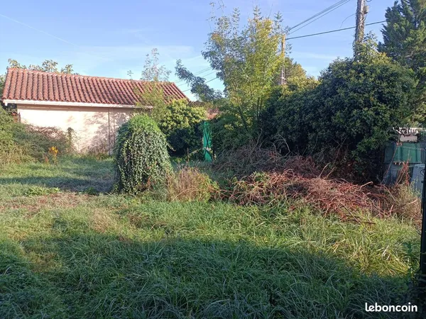 Terrain à bâtir 400 m² - Angoulême, vue sur la ville - Rue Jean Maintenon