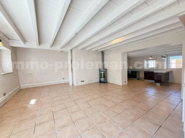 Maison 5 pièces 208 m²